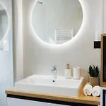 公寓 Stayprime 2, Historic Centrum, Panorama, Free Wifi, Jacuzzi, Parking
