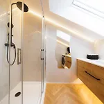 Stayprime 2, Historic Centrum, Panorama, Free Wifi, Jacuzzi, Parking *