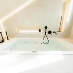 Stayprime Apartments, Historic Centrum, Panorama, Free Wifi, Jacuzzi, Parking
