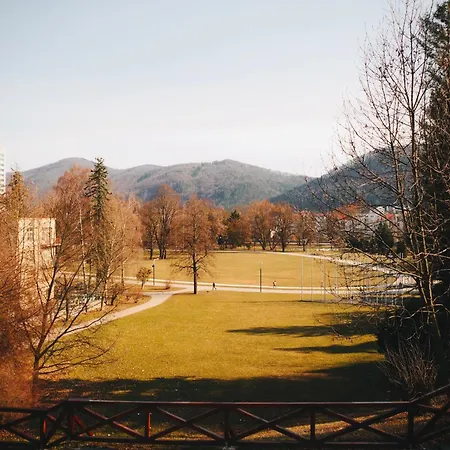 Stayprime 2, Historic Centrum, Panorama, Free Wifi, Jacuzzi, Parking Lägenhet Banská Bystrica