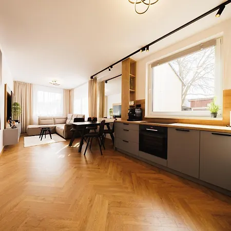 Stayprime 2, Historic Centrum, Panorama, Free Wifi, Jacuzzi, Parking * Banská Bystrica