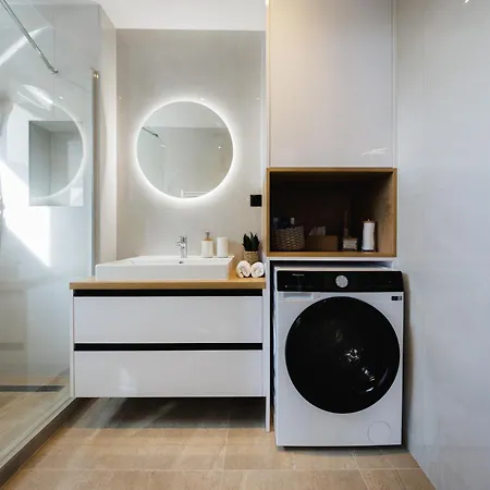 Stayprime 2, Historic Centrum, Panorama, Free Wifi, Jacuzzi, Parking