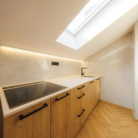 Stayprime 2, Historic Centrum, Panorama, Free Wifi, Jacuzzi, Parking *