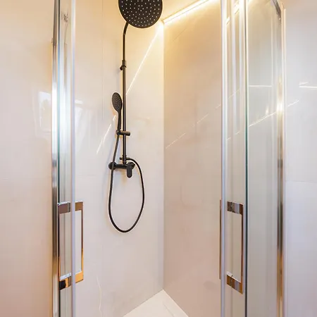 Stayprime 2, Historic Centrum, Panorama, Free Wifi, Jacuzzi, Parking