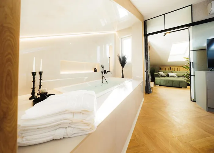 דירה Stayprime Apartments, Historic Centrum, Panorama, Free Wifi, Jacuzzi, Parking באנסקה ביסטריצה