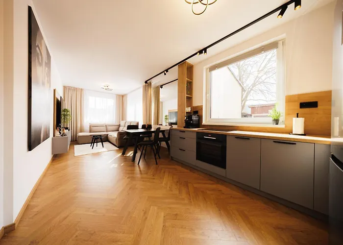 Stayprime Apartments, Historic Centrum, Panorama, Free Wifi, Jacuzzi, Parking * באנסקה ביסטריצה