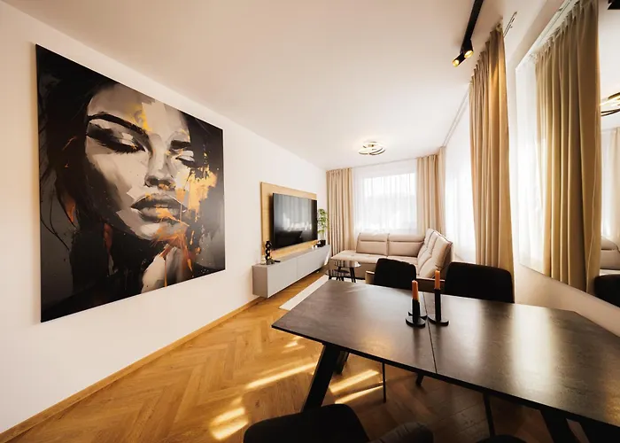 Stayprime Apartments, Historic Centrum, Panorama, Free Wifi, Jacuzzi, Parking דירה