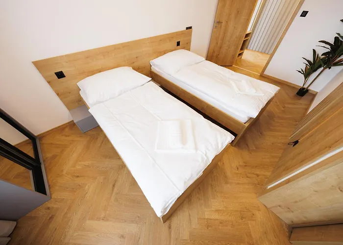 דירה Stayprime Apartments, Historic Centrum, Panorama, Free Wifi, Jacuzzi, Parking באנסקה ביסטריצה